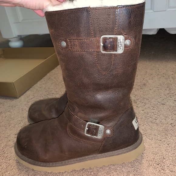 LEATHER UGGS ❤️❤️❤️ - Picture 2 of 5